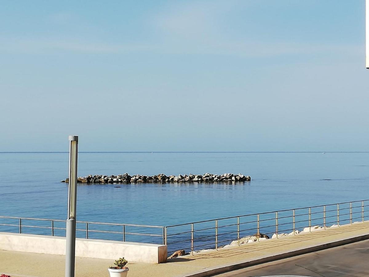Вілла Veranda Sul Mare - Casa Vacanze Fronte Mare Шакка Екстер'єр фото